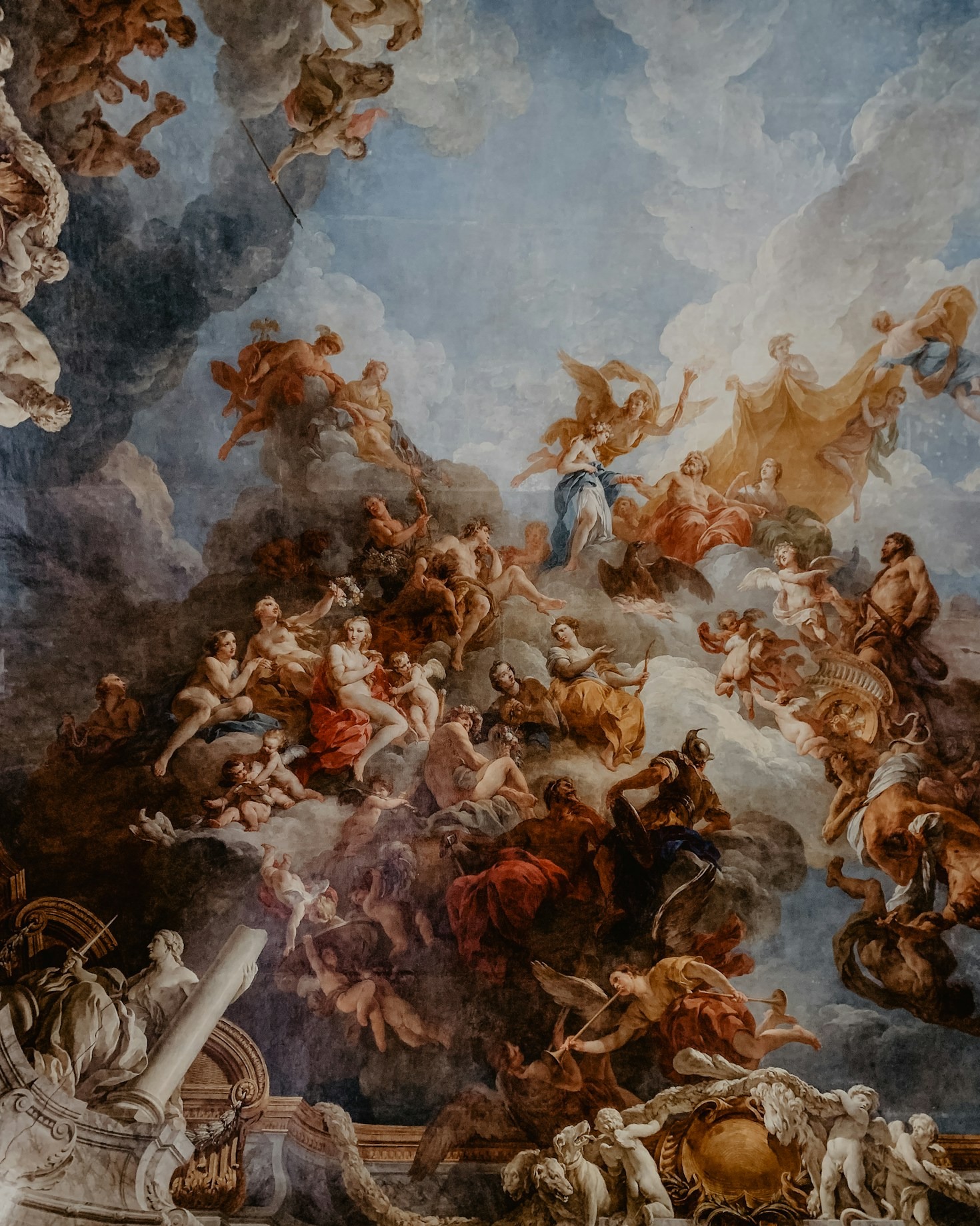Come i medium influenzano l’espressione artistica